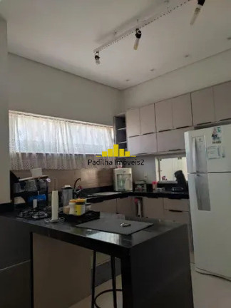 Imagem Casa de Condomínio com 3 Quartos à Venda, 180 m² em Cajuru Do Sul - Sorocaba