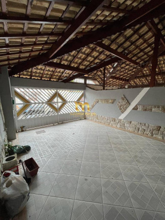 Imagem Casa com 3 Quartos à Venda, 123 m² em Maracanã - Praia Grande