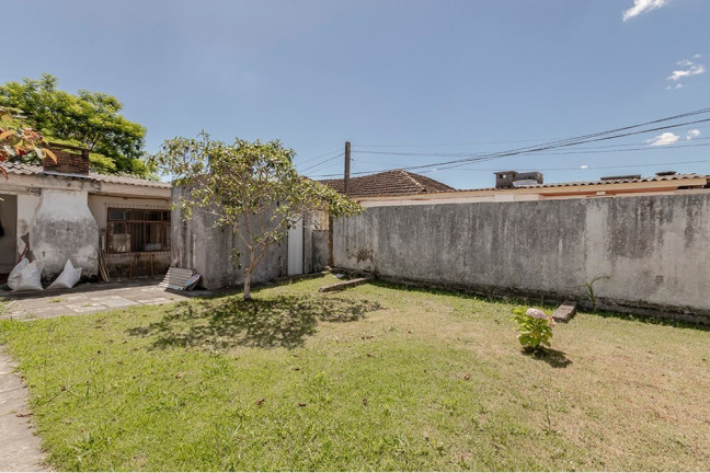 Imagem Terreno à Venda, 666 m² em Partenon - Porto Alegre Imagem Terreno à Venda, 666 m² em Partenon - Porto Alegre