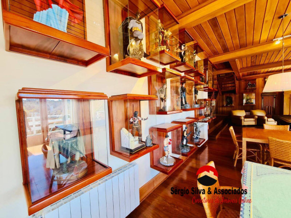 Imagem Casa com 6 Quartos à Venda, 2 m² em Vila Capivari - Campos Do Jordão