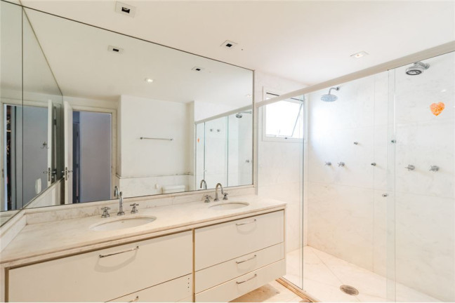 Imagem Apartamento com 4 Quartos à Venda, 234 m² em Vila Nova Conceição - São Paulo