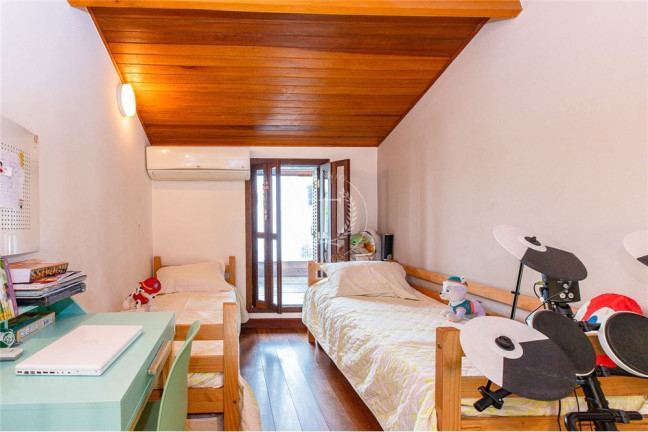 Imagem Casa com 3 Quartos à Venda, 150 m² em Jardins - São Paulo