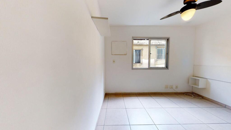 Imagem Imóvel com 2 Quartos à Venda, em Tanque - Rio De Janeiro Imagem Imóvel com 2 Quartos à Venda, em Tanque - Rio De Janeiro