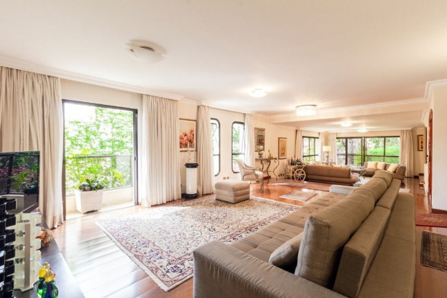 Apartamento com 4 Quartos à Venda, 267 m² em Moema - São Paulo