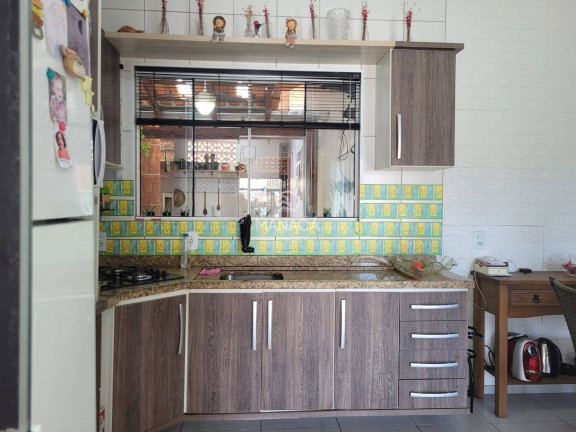 Imagem Casa com 3 Quartos à Venda, 130 m² em Centro - Barra Velha