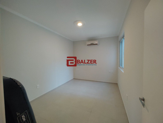 Imagem Apartamento com 2 Quartos à Venda, 65 m² em Centro - Florianópolis Imagem Apartamento com 2 Quartos à Venda, 65 m² em Centro - Florianópolis