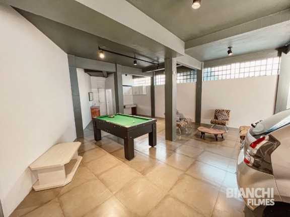 Imagem Sobrado com 3 Quartos à Venda, 328 m² em Jardim América - Caxias Do Sul