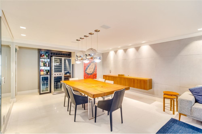 Imagem Apartamento com 3 Quartos à Venda, 234 m² em Vila Nova Conceição - São Paulo Imagem Apartamento com 3 Quartos à Venda, 234 m² em Vila Nova Conceição - São Paulo