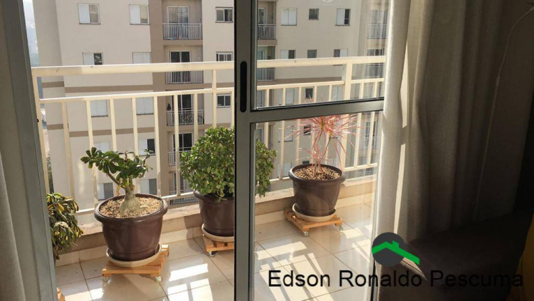 Imagem Apartamento com 2 Quartos à Venda, 71 m² em Jardim Tupanci - Barueri