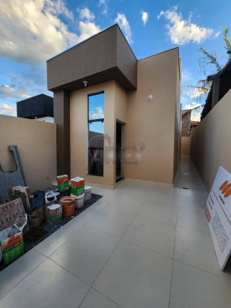 Imagem Casa com 3 Quartos à Venda, 100 m² em Vila Sion - Montes Claros