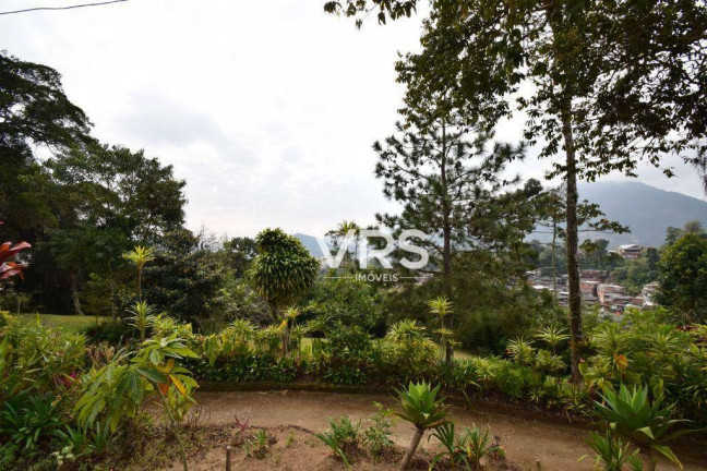 Imagem Casa com 4 Quartos à Venda, 234 m² em Granja Guarani - Teresópolis Imagem Casa com 4 Quartos à Venda, 234 m² em Granja Guarani - Teresópolis