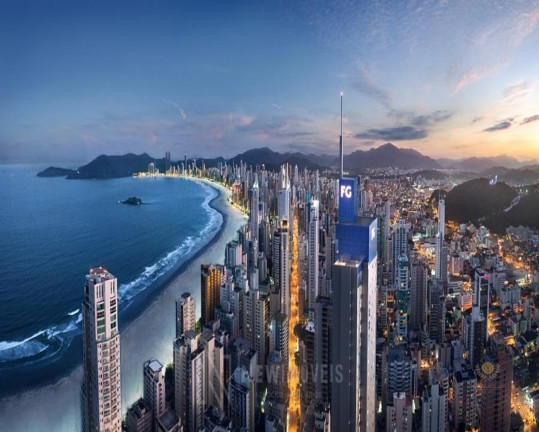 Apartamento com 2 Quartos à Venda, 146 m² em Centro - Balneário Camboriú