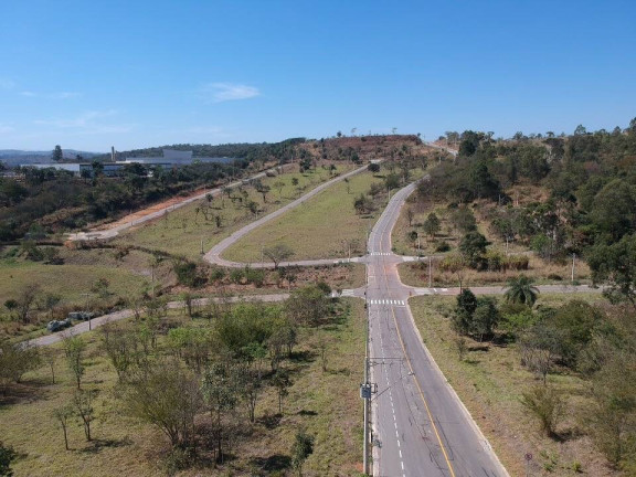 Imagem Terreno à Venda, 400 m² em Vespasiano Imagem Terreno à Venda, 400 m² em Vespasiano