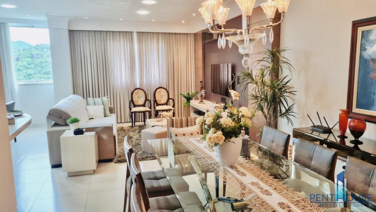 Imagem Apartamento com 3 Quartos à Venda, 152 m² em Centro - Balneário Camboriú Imagem Apartamento com 3 Quartos à Venda, 152 m² em Centro - Balneário Camboriú