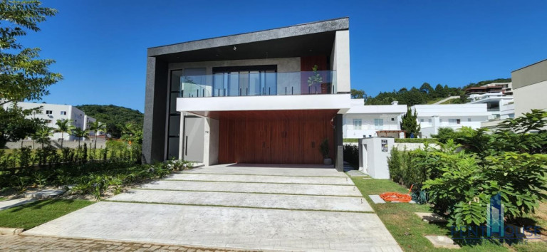 Imagem Casa de Condomínio com 5 Quartos à Venda, 382 m² em Praia Brava De Itajaí - Itajaí