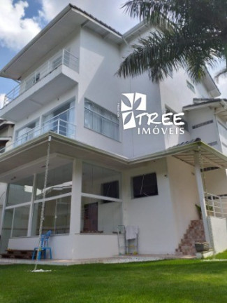 Imagem Casa com 3 Quartos à Venda, 320 m² em Arujá Country Club - Arujá Imagem Casa com 3 Quartos à Venda, 320 m² em Arujá Country Club - Arujá
