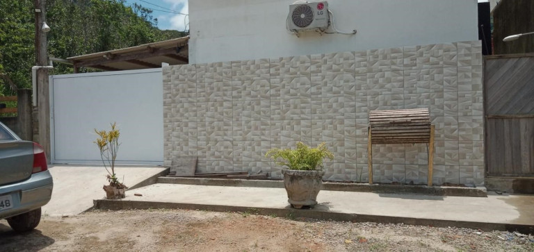Casa com 2 Quartos para Temporada, 150 m² em Praia Da Lagoinha - Ubatuba