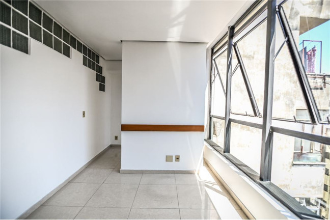 Imagem Sala Comercial à Venda, 53 m² em Centro Histórico - Porto Alegre Imagem Sala Comercial à Venda, 53 m² em Centro Histórico - Porto Alegre