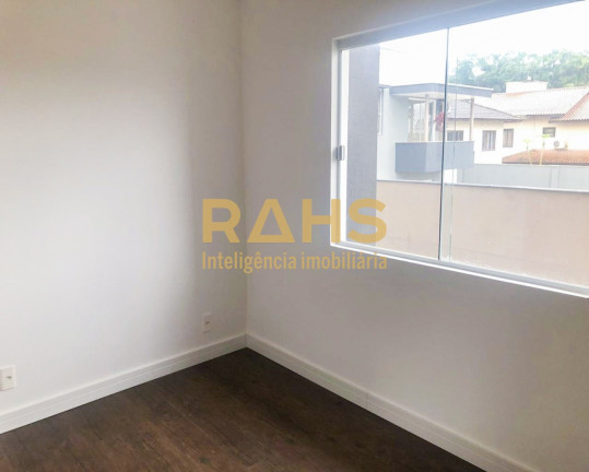 Imagem Casa com 3 Quartos à Venda, 84 m² em Vila Nova - Joinville Imagem Casa com 3 Quartos à Venda, 84 m² em Vila Nova - Joinville