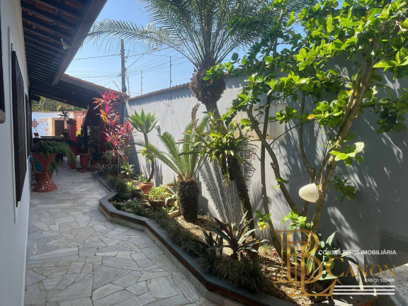 Imagem Casa com 3 Quartos à Venda, em Grandesp - Itanhaém Imagem Casa com 3 Quartos à Venda, em Grandesp - Itanhaém