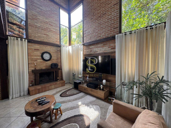 Imagem Casa com 3 Quartos à Venda, 300 m² em Serra Da Cantareira - Mairiporã Imagem Casa com 3 Quartos à Venda, 300 m² em Serra Da Cantareira - Mairiporã