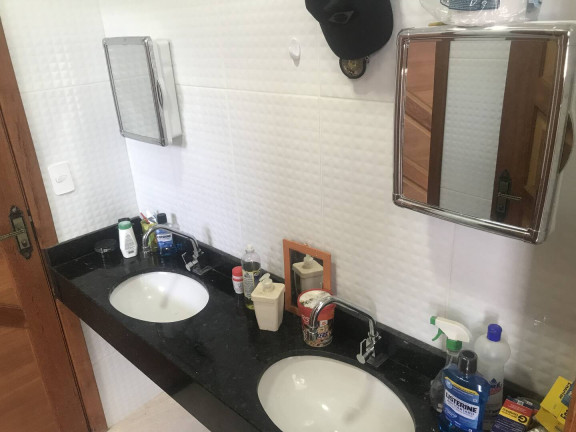 Imagem Casa com 3 Quartos à Venda, 200 m² em Novo Aleixo - Manaus Imagem Casa com 3 Quartos à Venda, 200 m² em Novo Aleixo - Manaus