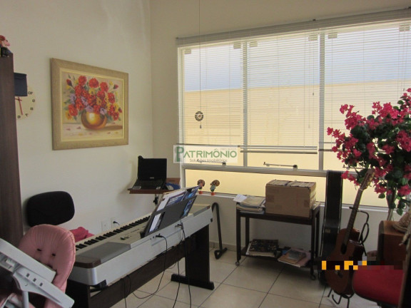 Imagem Casa com 4 Quartos à Venda, 289 m² em Estância Das Flores - Jaguariúna