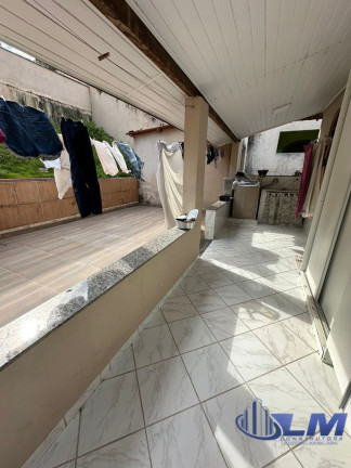 Imagem Casa com 2 Quartos à Venda, 120 m² em Meaípe - Guarapari