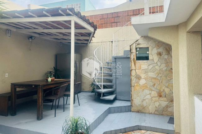 Imagem Casa com 3 Quartos à Venda, 197 m² em Vila Cordeiro - São Paulo