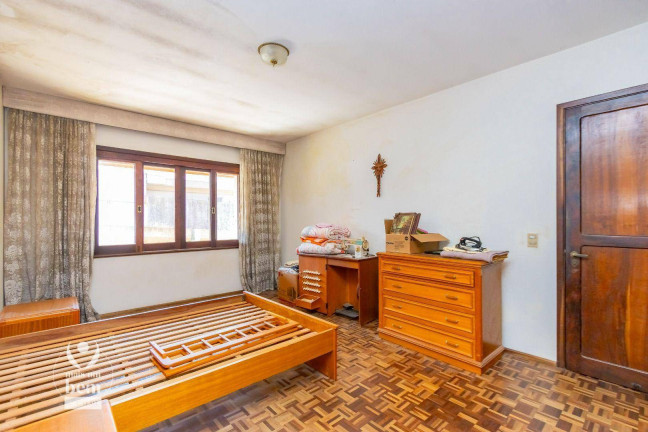 Imagem Casa com 4 Quartos à Venda, 377 m² em Capão Da Imbuia - Curitiba