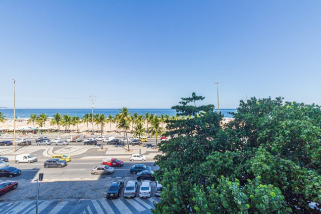 Imagem Imóvel com 3 Quartos à Venda, 192 m² em Copacabana - Rio De Janeiro Imagem Imóvel com 3 Quartos à Venda, 192 m² em Copacabana - Rio De Janeiro