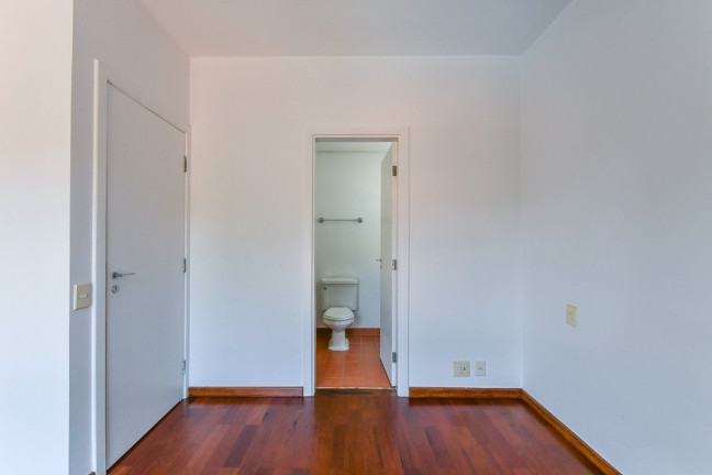 Imagem Casa com 4 Quartos à Venda,  em Vila Inah - São Paulo