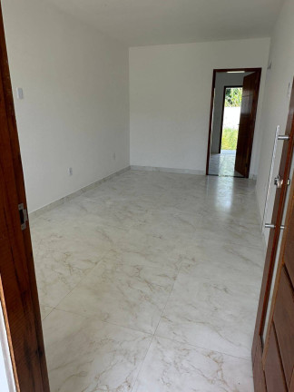 Imagem Casa com 2 Quartos para Alugar,  em Parque Hotel - Araruama