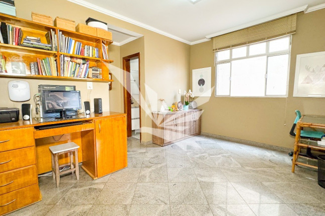 Imagem Casa com 4 Quartos à Venda, 269 m² em Guará Ii - Brasília Imagem Casa com 4 Quartos à Venda, 269 m² em Guará Ii - Brasília