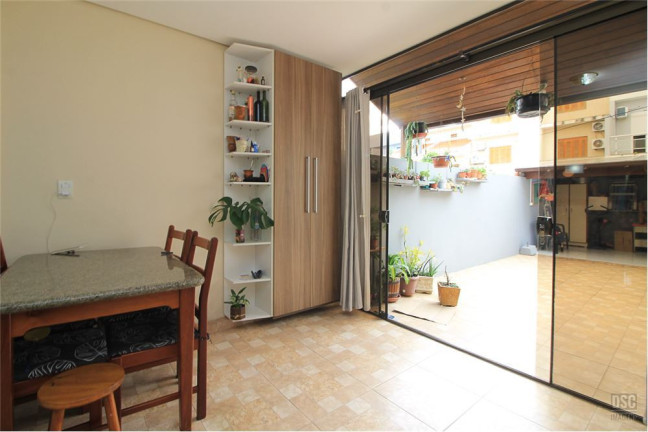 Imagem Casa com 3 Quartos à Venda,  em Guarujá - Porto Alegre