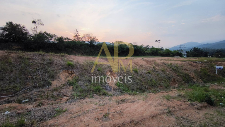 Imagem Terreno à Venda, 1.525 m² em Forquilhas - São José Imagem Terreno à Venda, 1.525 m² em Forquilhas - São José