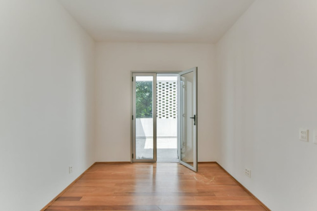 Imagem Casa com 4 Quartos à Venda, 345 m² em água Branca - São Paulo Imagem Casa com 4 Quartos à Venda, 345 m² em água Branca - São Paulo