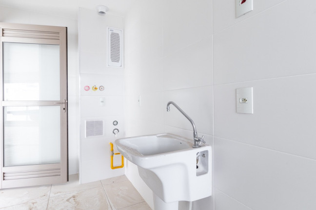Imagem Apartamento com 3 Quartos à Venda, 144 m² em Sumarezinho - São Paulo