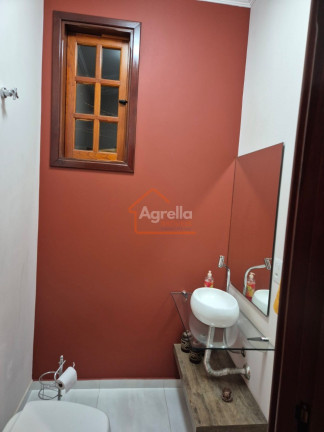 Imagem Casa com 3 Quartos à Venda, 300 m² em Jardim Jacira - Mogi Guaçu Imagem Casa com 3 Quartos à Venda, 300 m² em Jardim Jacira - Mogi Guaçu