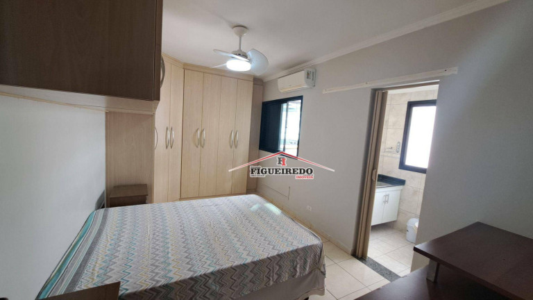 Imagem Apartamento com 3 Quartos à Venda, 130 m² em Canto Do Forte - Praia Grande Imagem Apartamento com 3 Quartos à Venda, 130 m² em Canto Do Forte - Praia Grande