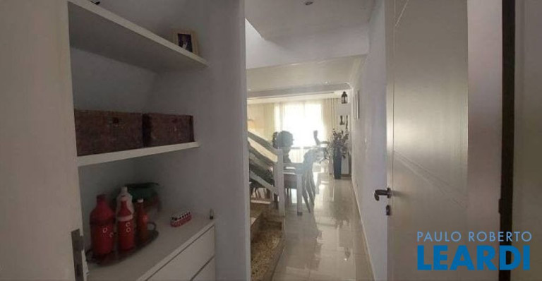 Imagem Sobrado com 3 Quartos à Venda, 250 m² em Vila Valparaíso - Santo André