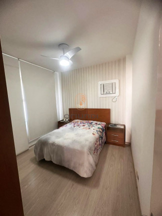 Imagem Apartamento com 3 Quartos à Venda, 120 m² em Praia Da Costa - Vila Velha Imagem Apartamento com 3 Quartos à Venda, 120 m² em Praia Da Costa - Vila Velha