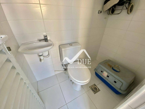 Imagem Casa com 3 Quartos à Venda ou Locação, 272 m² em Embaré - Santos Imagem Casa com 3 Quartos à Venda ou Locação, 272 m² em Embaré - Santos
