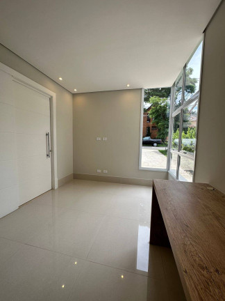 Imagem Casa com 4 Quartos à Venda, 371 m² em Alphaville - Santana De Parnaíba Imagem Casa com 4 Quartos à Venda, 371 m² em Alphaville - Santana De Parnaíba