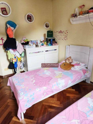 Imagem Casa com 4 Quartos à Venda, 255 m² em Arujazinho Iii - Arujá
