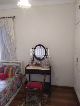 Imagem Casa com 3 Quartos à Venda, 588 m² em Centro - Campos Dos Goytacazes