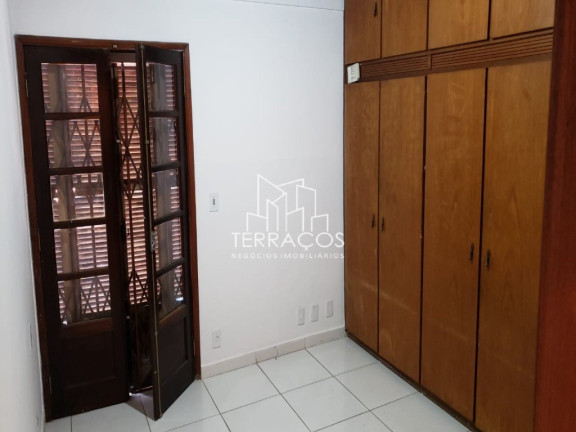 Imagem Sobrado com 3 Quartos à Venda, 322 m² em Centro - Jundiaí Imagem Sobrado com 3 Quartos à Venda, 322 m² em Centro - Jundiaí