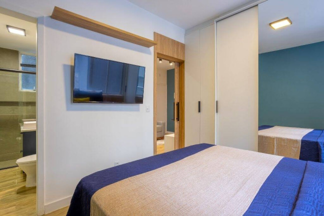 Imagem Apartamento com 1 Quarto à Venda, 30 m² em Centro - Florianópolis
