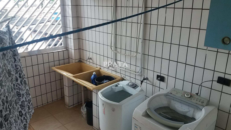 Imagem Casa com 5 Quartos à Venda, 400 m² em Santa Maria - Santos