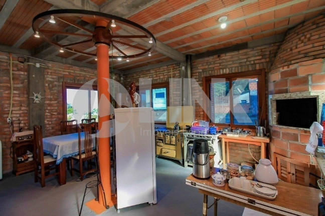 Imagem Casa com 5 Quartos à Venda, 600 m² em Jardim Leopoldina - Porto Alegre